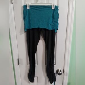 Lululemon Athletica Charcoal and Teal Skirted Leggings